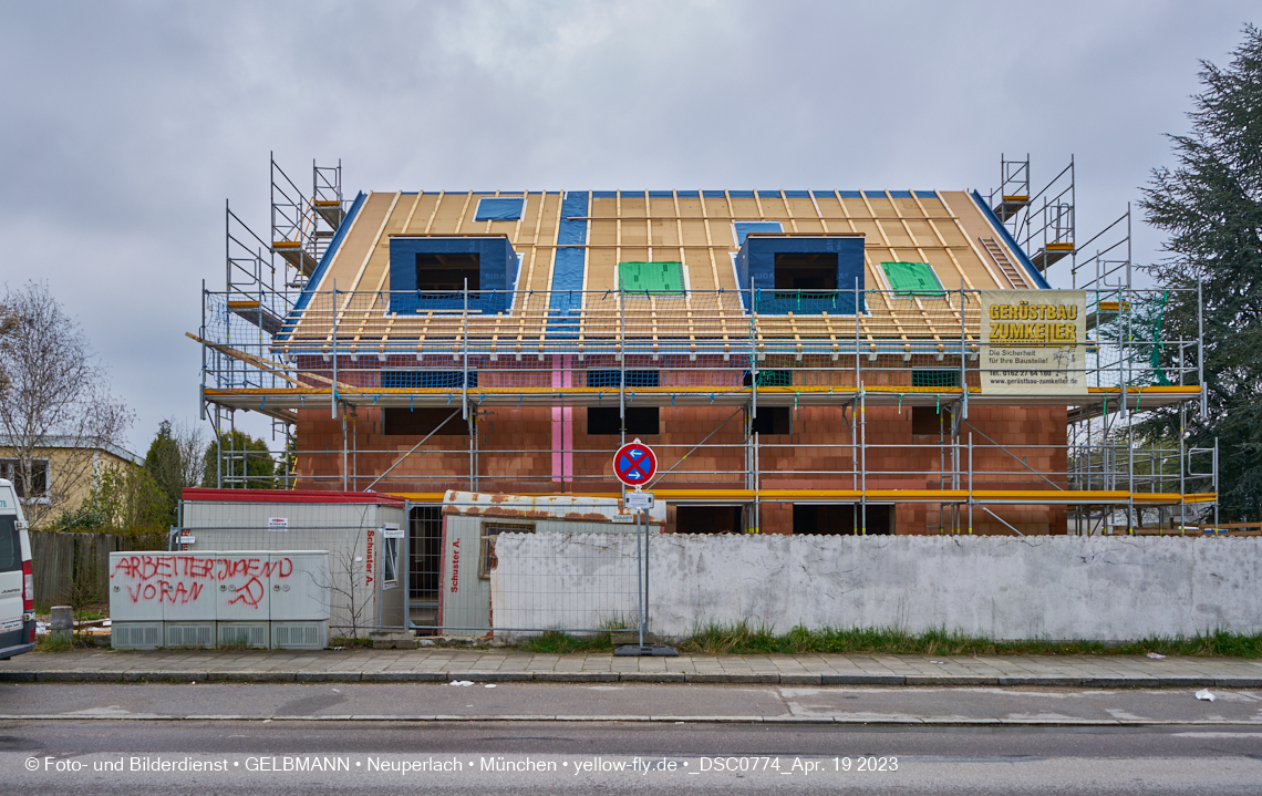 19.04.2023 - Bilder von der Baustelle Niederalmstraße 16 in Neuperlach